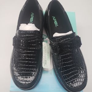 Women Dress shoes